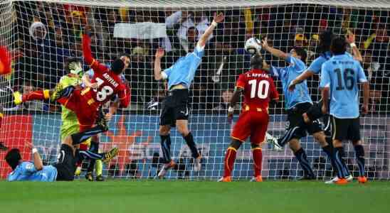 Ghana laesst historischen Handball wieder aufleben Suarez „Ich muss mich