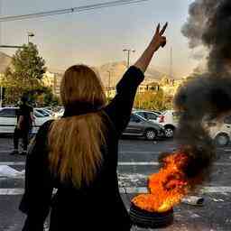 Immer noch riskieren mindestens hundert Iraner die Todesstrafe fuer Proteste