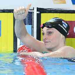 Steenbergen erobert mit Bronze im 100 Freien Rennen die erste Weltcup Einzelmedaille aller