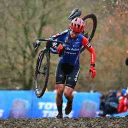 Van Anrooij gelingt in Gavere ein starker zweiter Weltcupsieg