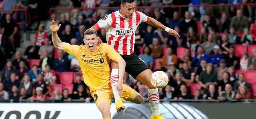 Vitesse leiht Buitink an Fortuna aus Twente bekommt Verteidiger von