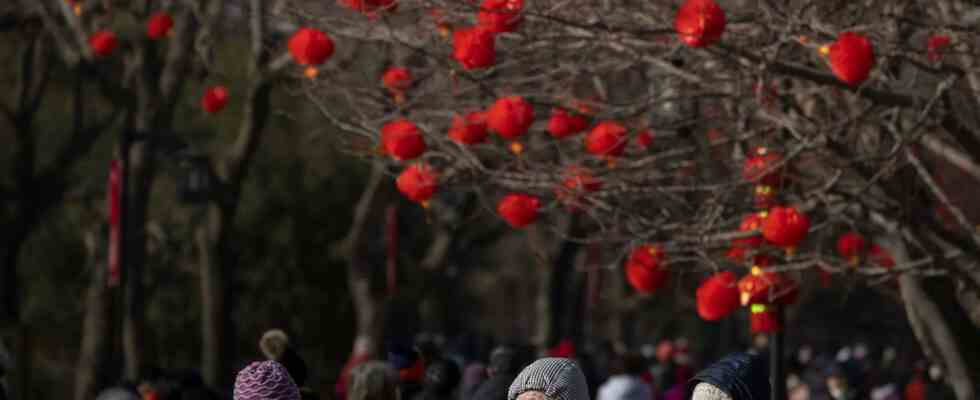 China laeutet das Mondneujahr ein wobei die meisten Covid Regeln aufgehoben