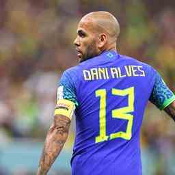 Der mutmassliche sexuelle Uebergriff Dani Alves muss im Gefaengnis auf