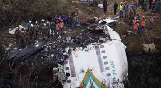 Flugzeugabsturz in Nepal Flugschreiber von Yeti Airlines soll in Singapur