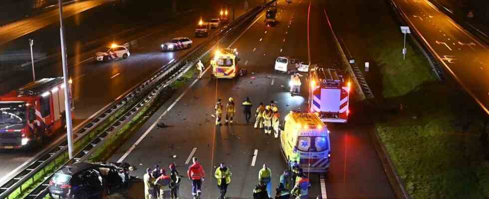 Geisterfahrer toedlich verunglueckt moeglicherweise auf der Flucht nach Drehvorfall Roosendaal