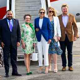 Koenigspaar und Amalia kamen zu einem Besuch in der Karibik