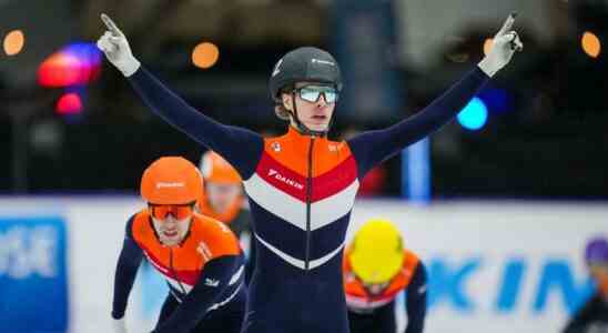 Schulting und Jens van t Wout laufen ueber 1500 Meter