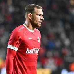 Unglueckliche Rolle Vincent Janssen in verlorenem Topper mit Royal Antwerp