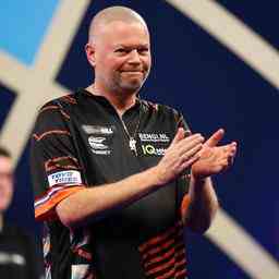 Van Barneveld mit hervorragendem Durchschnitt bis zum Viertelfinale Bahrain Darts