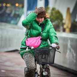 Wettervorhersage Code gelb fuer starke Windboeen und gelegentliche Schauer