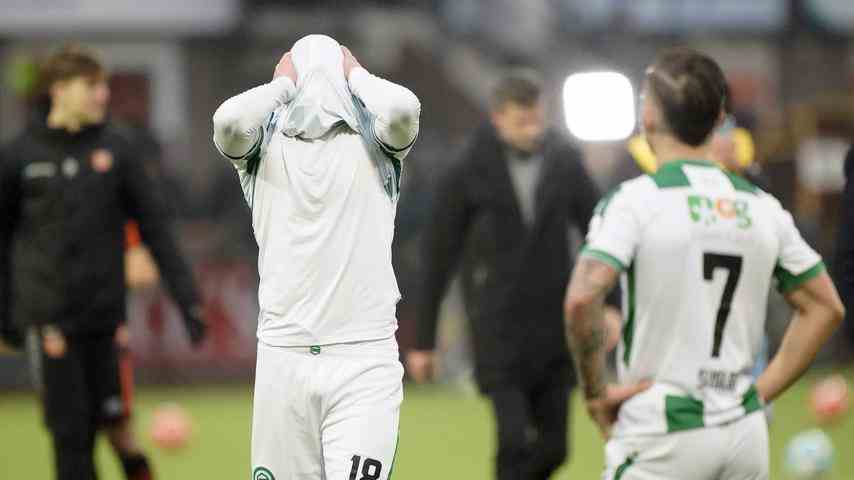 1675570970 613 Patzer Boykott und wuetende Fans Wie der FC Groningen in