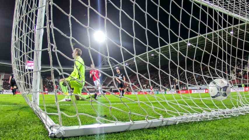 1675857513 761 Hans Kraay und der HEMA Azubi Diese Amateure glaenzten im KNVB Pokal