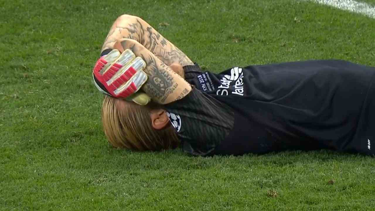 Beeld uit video: Tweede blunder Karius leidt tot derde goal Real Madrid