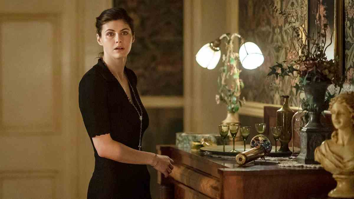 Mayfair Witches Staffel 1 Review AMC ohne mysteriöse Magie Alexandra Daddario