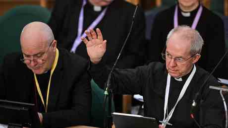 Church of England diskutiert ueber geschlechtsneutralen Gott — World