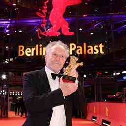 Franzoesischer Dokumentarfilm gewinnt Goldenen Baeren in Berlin Neunjaehrige erhaelt Silbernen