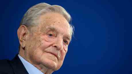 George Soros ist entweder prophetisch oder zieht viele Faeden –