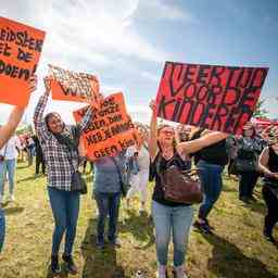 Kinderbetreuung verhindert Personalkrise Loehne um 12 Prozent gestiegen Wirtschaft