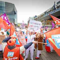 Krankenhaeuser lehnen Lohnforderungen der Gewerkschaften ab hoffen aber auf Hilfe