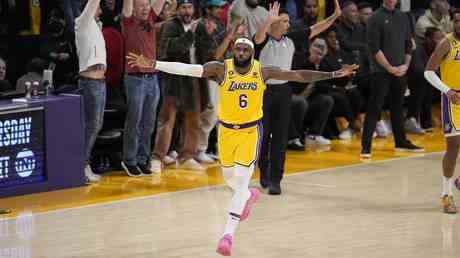 LeBron James bricht NBA Scoring Rekord — Sport