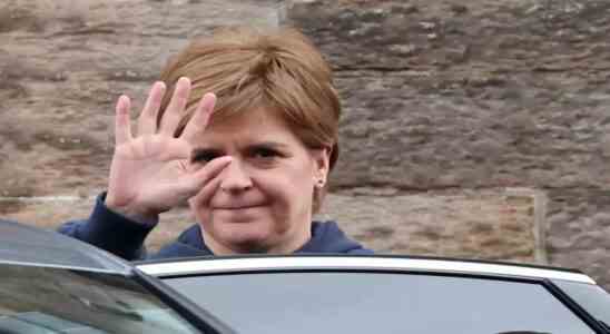 Nicola Sturgeon aus Schottland gibt auf Times of India