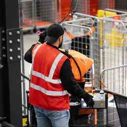 PostNL baut mehrere hundert Stellen ab um Kosten zu sparen