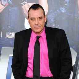 Schauspieler Tom Sizemore nach Hirnaneurysma immer noch in kritischem Zustand