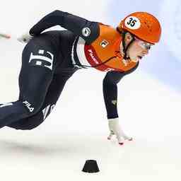 Schulting ueberrascht vor eigenem Publikum beim Weltcup Finale ueber 1500 Meter