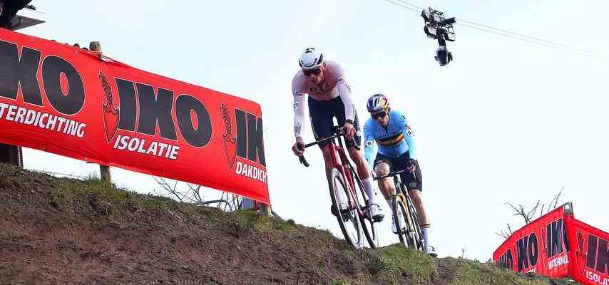 Van der Poel schlaegt Van Aert in einem wunderschoenen Duell