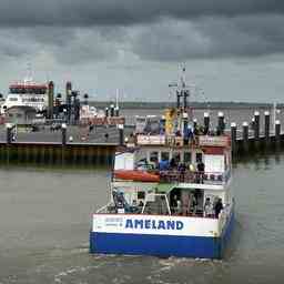 Weniger Faehrverbindungen zwischen Ameland und Holwerd wegen Verschlammung des Fahrwassers