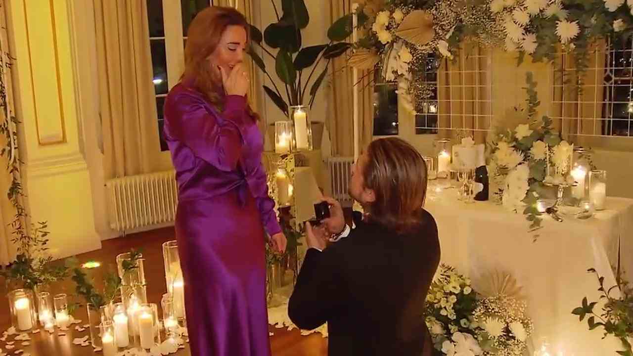 Beeld uit video: Zo vroeg André Hazes Monique Westenberg ten huwelijk