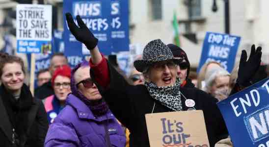 Aerzte verlassen den britischen NHS fuer eine Karriere in der