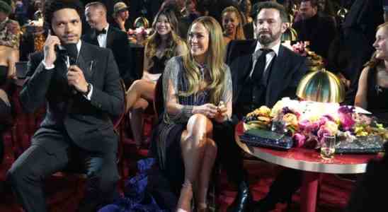 Ben Affleck verspricht dass er bei den Grammys tatsaechlich eine