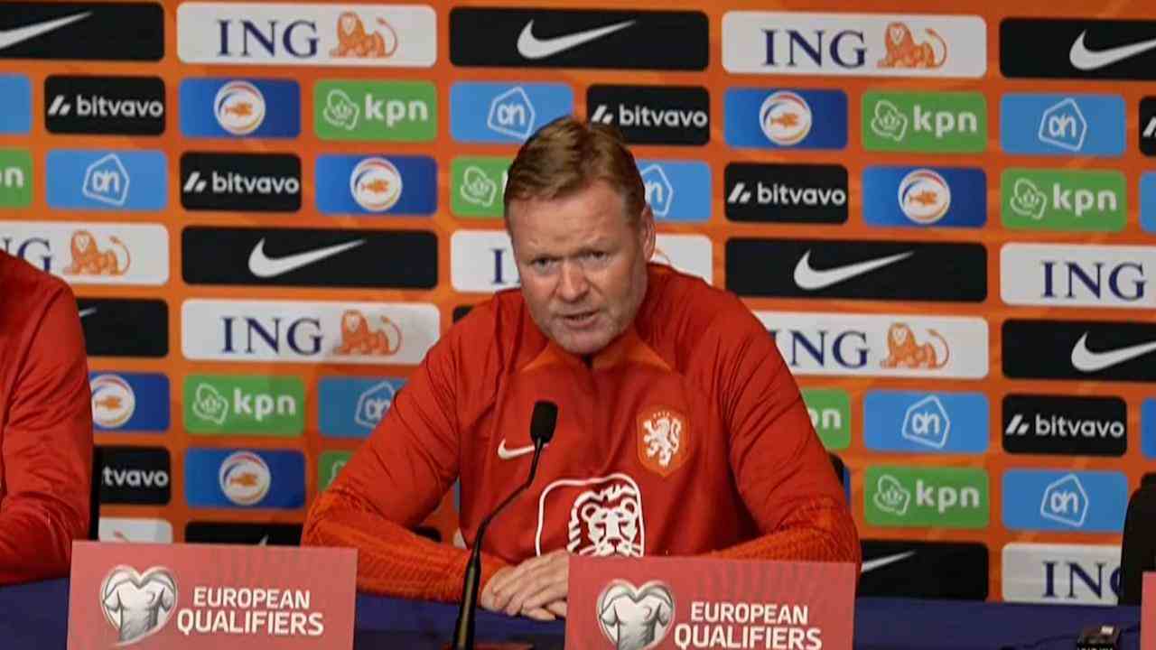 Beeld uit video: Koeman over ziektegolf bij Oranje: 'Niet gevloekt, wel geschrokken'