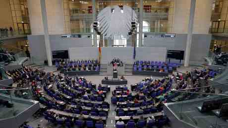 Deutschland gibt Grund fuer die Aufstockung der Hilfe fuer die