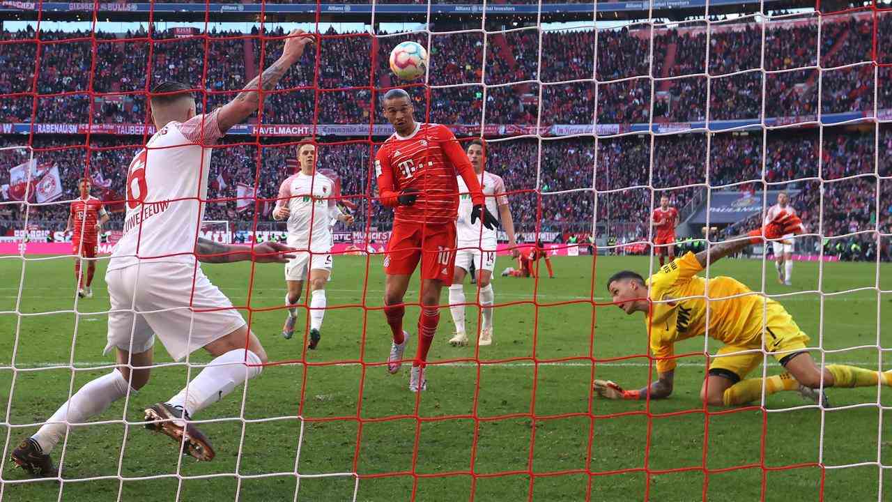 Standbild aus Video: Zusammenfassung: Bayern-Augsburg (5:3)