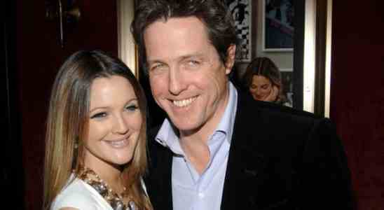 Drew Barrymore bricht in ein Lied ein nachdem Hugh Grant