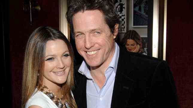 Drew Barrymore bricht in ein Lied ein nachdem Hugh Grant