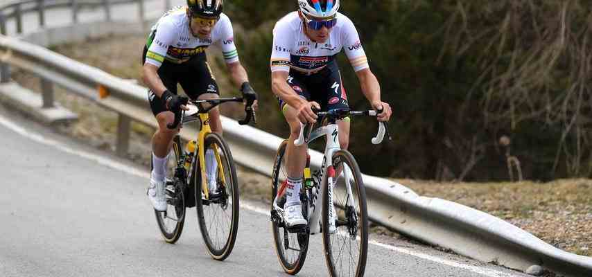 Evenepoel schlaegt Roglic bei der Bergetappe in Katalonien nieder verfehlt