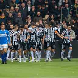 Heracles behaelt Titelkonkurrent PEC dank Heimsieg ueber den FC Den