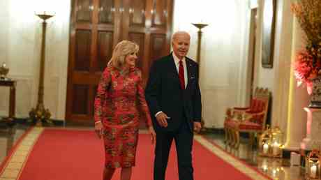 Jill Biden kommentiert den mentalen Kompetenztest fuer aeltere Politiker —