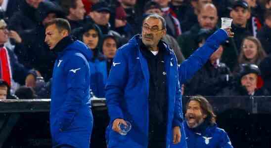 Lazio Trainer Sarri lobt den niederlaendischen Fussball „Nur Feyenoord Fans moegen es