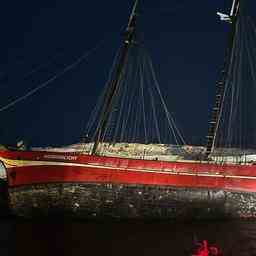 Segelschiff mit vierzehn hollaendischen Teenagern in Norwegen gestrandet Im