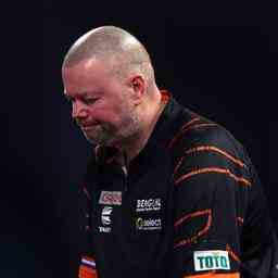 Van Barneveld mit einem erbaermlichen Durchschnitt bei Players Championship