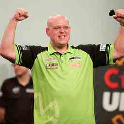 Van Gerwen erreicht das Finale der UK Open dank eines