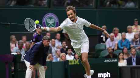 Wimbledon hebt das Verbot fuer Russland und Weissrussland auf mit