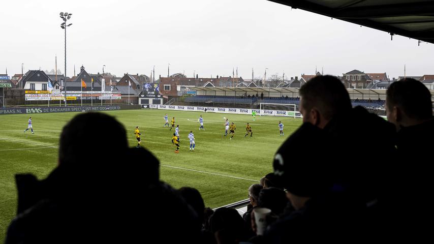 1680411870 608 Pokalfieber herrscht in Spakenburg Richtung PSV „Ganzes Dorf wird blau