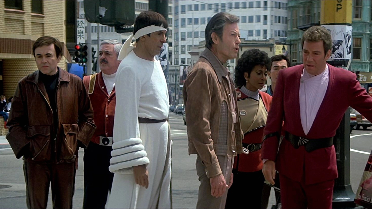 Star Trek IV: The Voyage Home Abgestürzte Ikonen der 1960er in das Amerika der 1980er, Ideale der Gegenkultur und Utopismus versus Kommerz, Yuppies Yippies