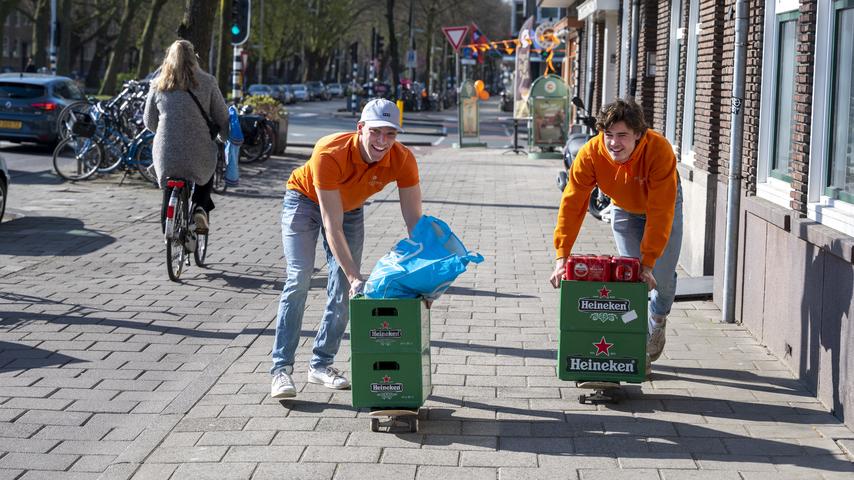 1682569235 371 Freie Maerkte und Huepfburgen Der Koenigstag bleibt jedes Jahr derselbe