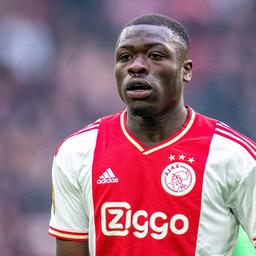 Ajax mit Baas und Brobbey gegen Go Ahead Bergwijn Wijndal